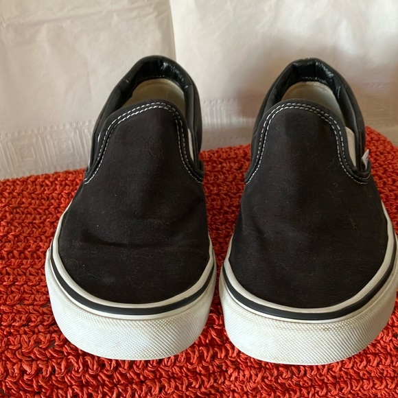 Vans Off the wall Black Men’s Black Slip-0n Boat Shoe Men’s Sz 7 1/2 Women Sz 9 - Picture 1 of 8
